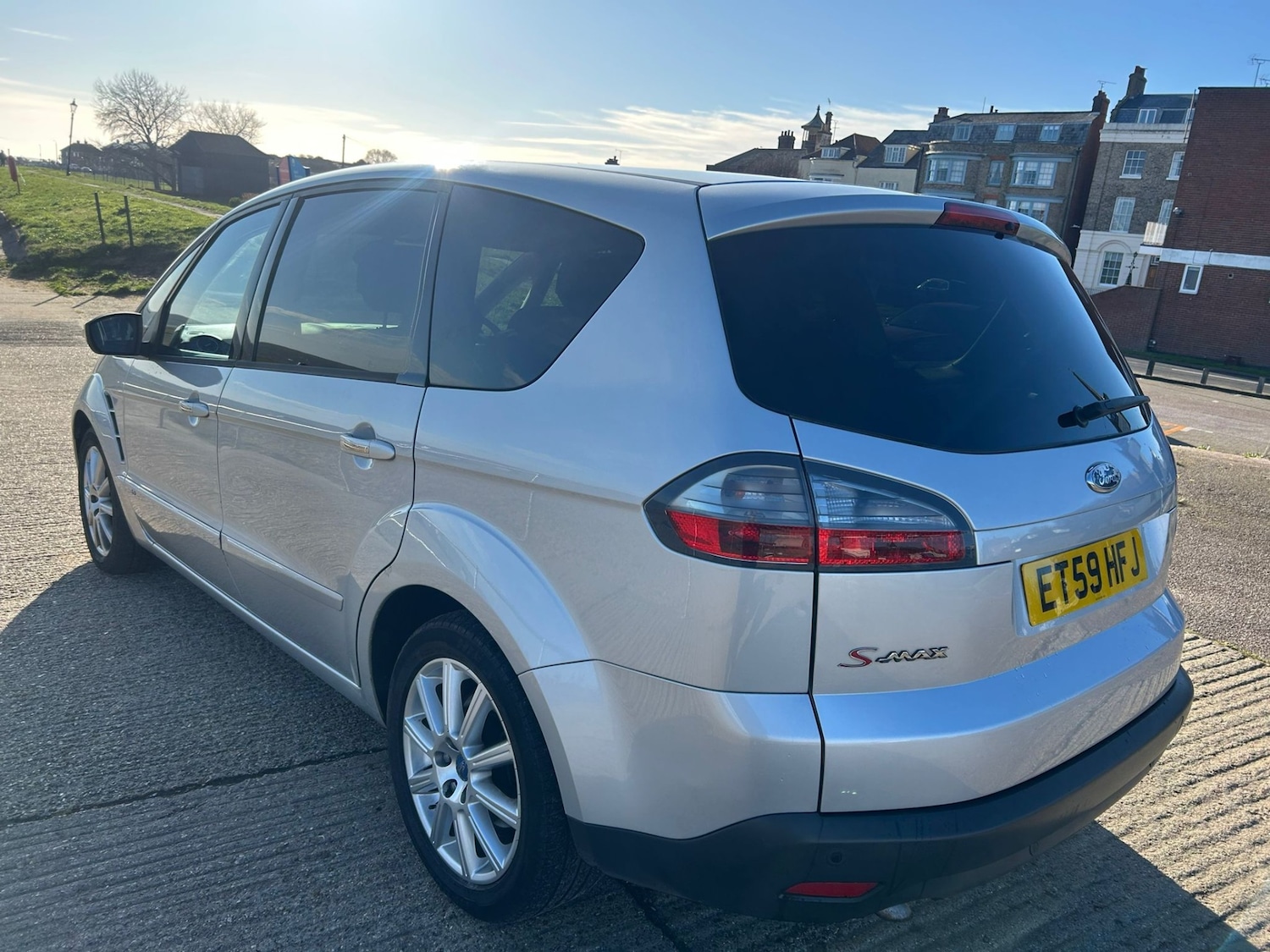 Used Ford S-Max 2010 for sale - 77365394: Photo 4