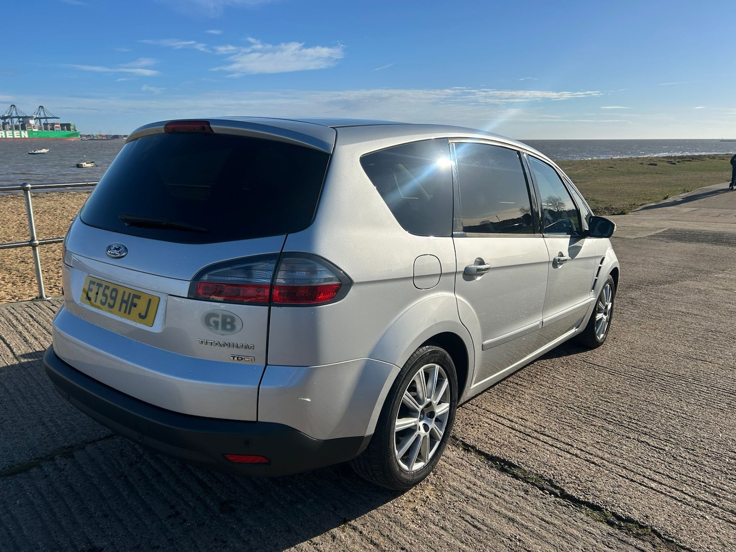 Used Ford S-Max 2010 for sale - 77365394: Photo 5