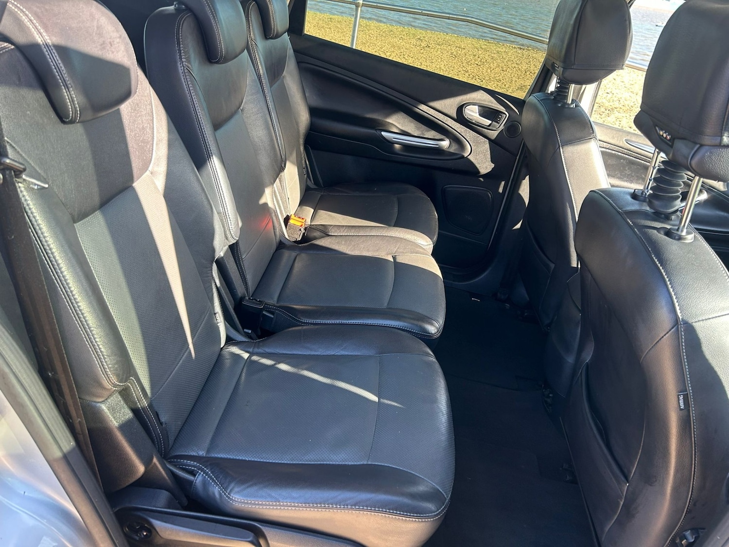 Used Ford S-Max 2010 for sale - 77365394: Photo 9