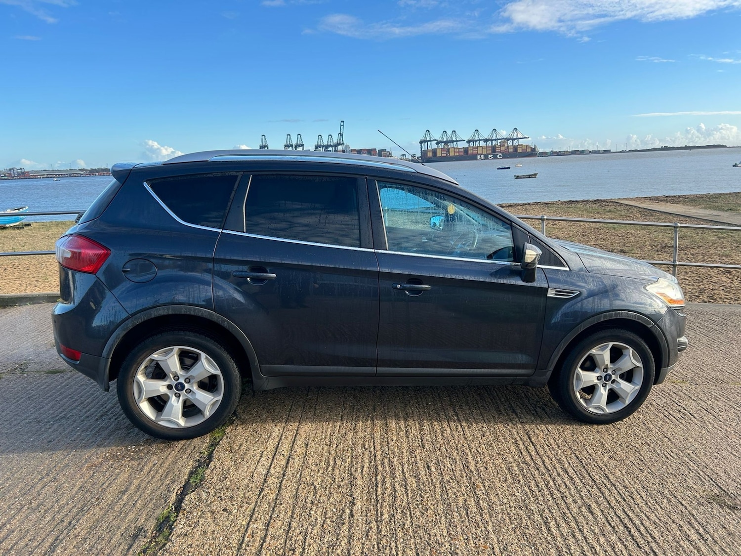 Used Ford Kuga 2009 for sale - 76963732: Photo 3