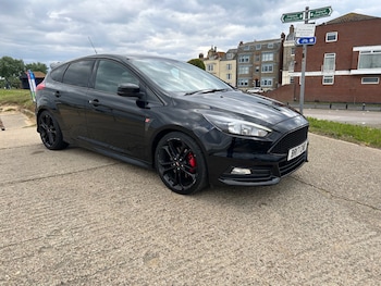 Used Ford Focus 2017 for sale - 78555718: Photo
