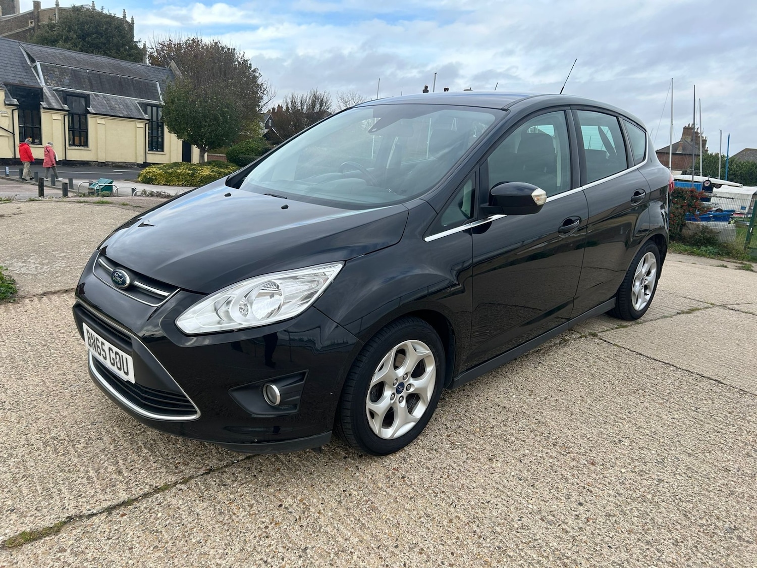 Used Ford C-Max 2015 for sale - 76504789: Photo 2