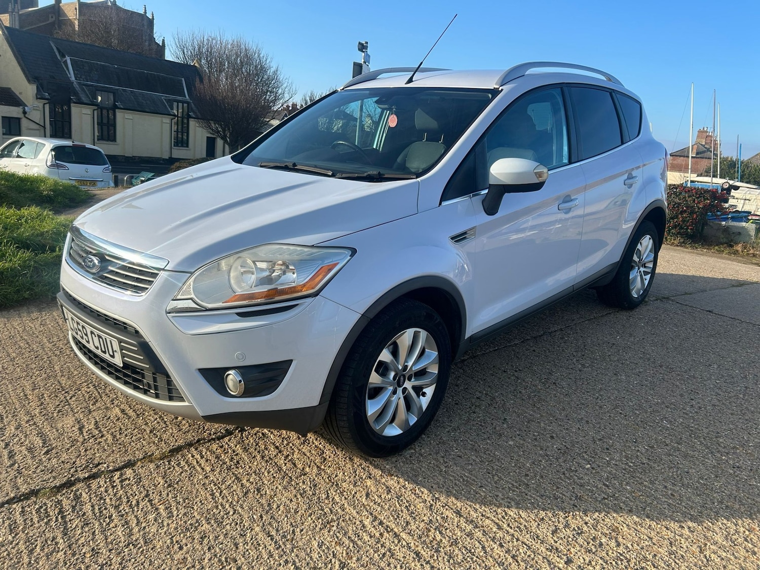Used Ford Kuga 2009 for sale - 77283049: Photo 2