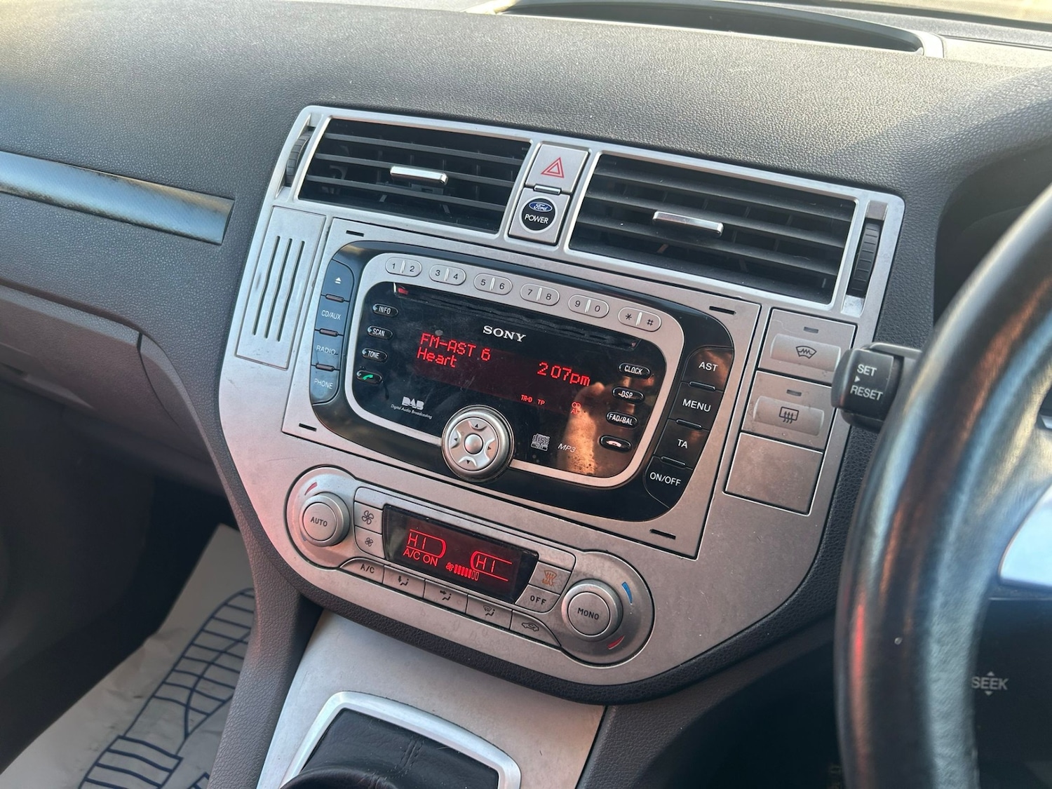 Used Ford Kuga 2009 for sale - 77283049: Photo 6