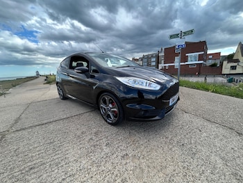 Used Ford Fiesta 2014 for sale - 78849476: Photo
