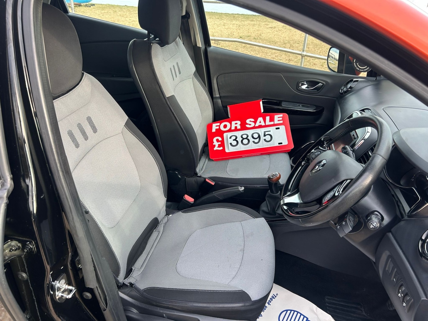 Used Renault Captur 2014 for sale - 76504907: Photo 9