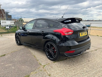 Used Ford Focus 2017 for sale - 79283268: Photo