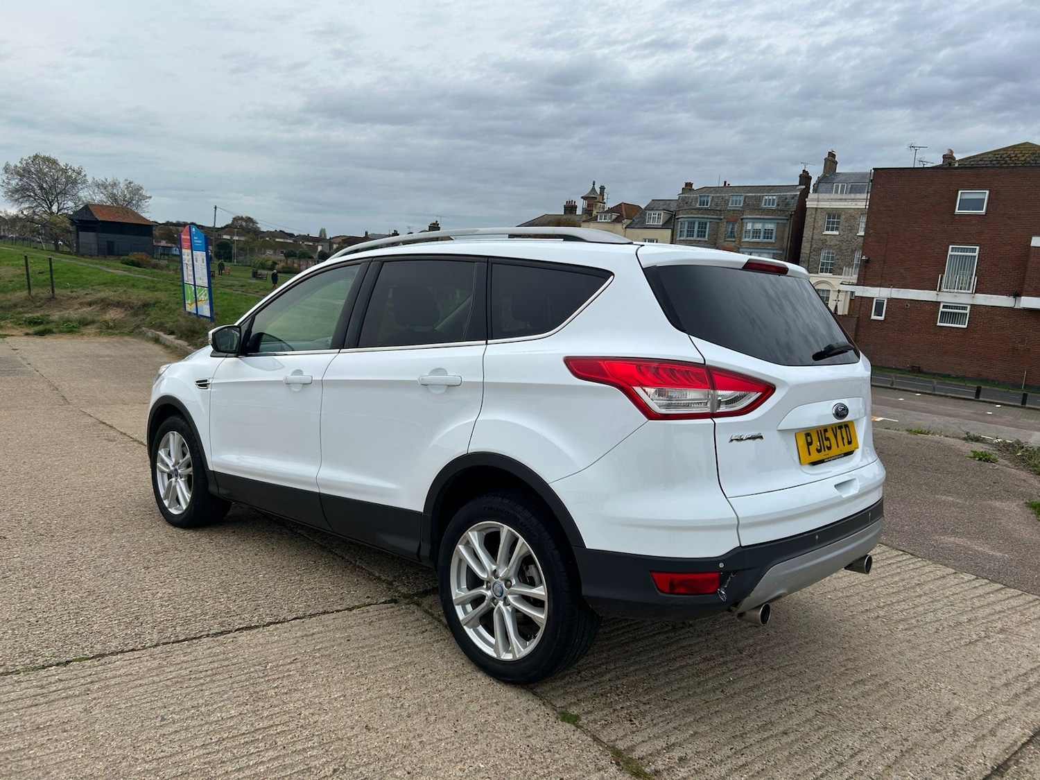 Used Ford Kuga 2015 for sale - 76504900: Photo 3
