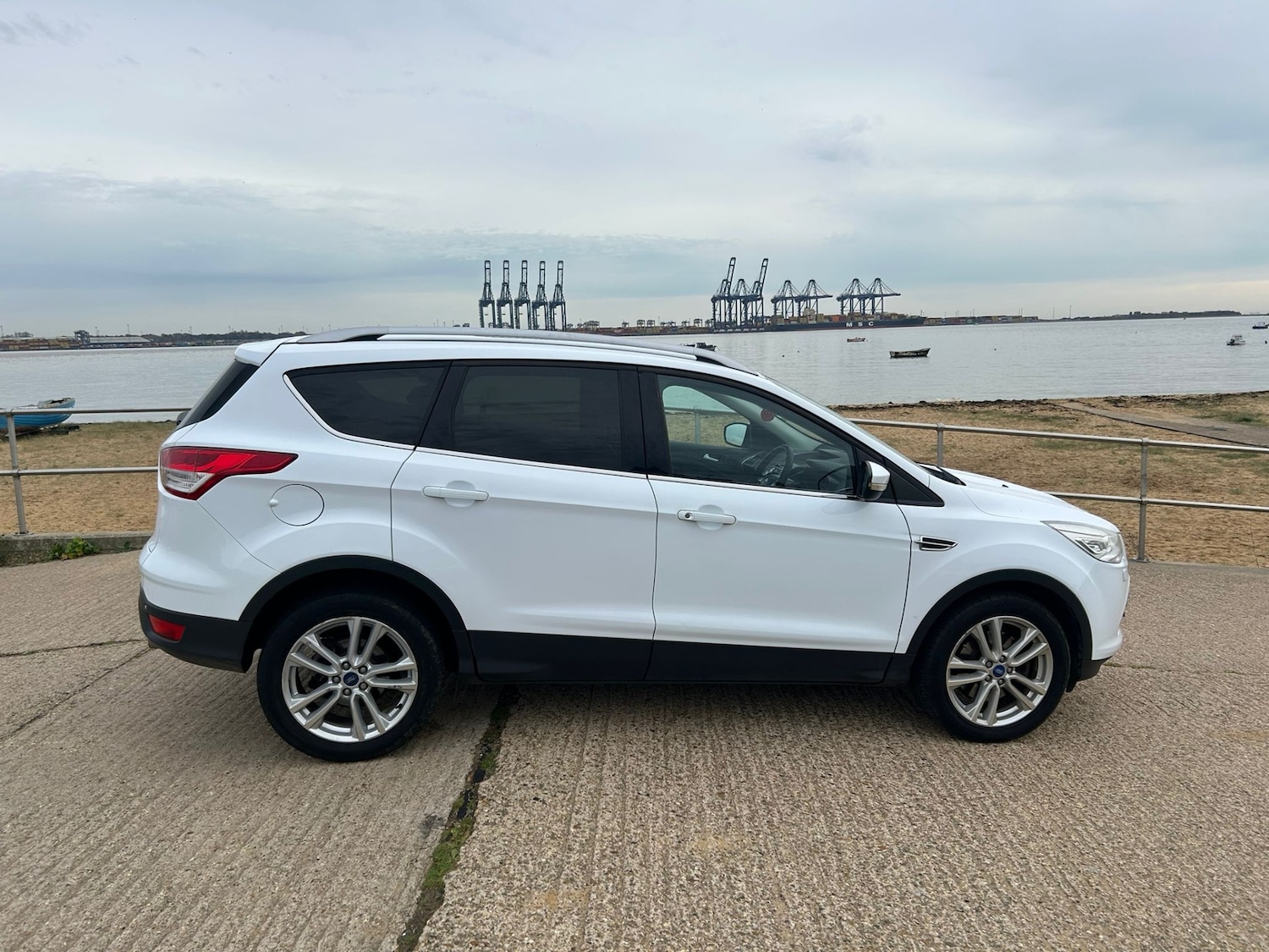 Used Ford Kuga 2015 for sale - 76504900: Photo 5