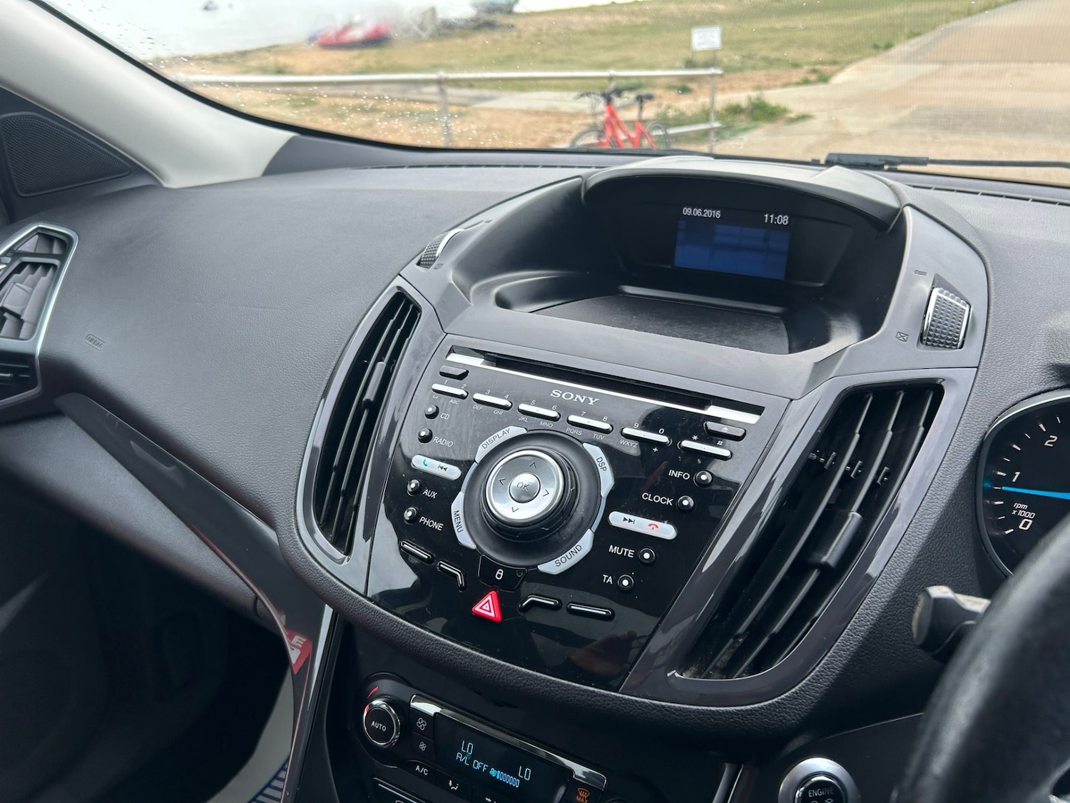 Used Ford Kuga 2015 for sale - 76504900: Photo 8