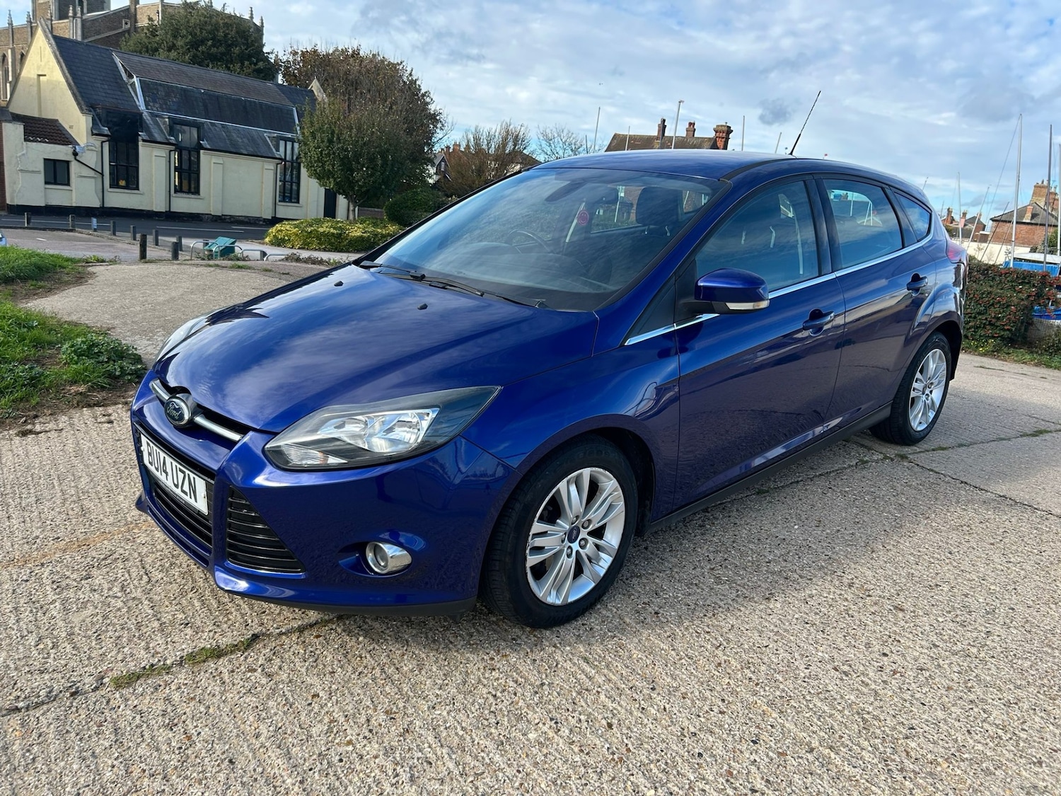 Used Ford Focus 2014 for sale - 76353709: Photo 2