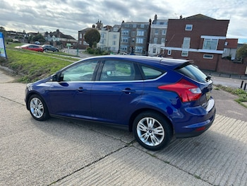 Used Ford Focus 2014 for sale - 76353709: Photo