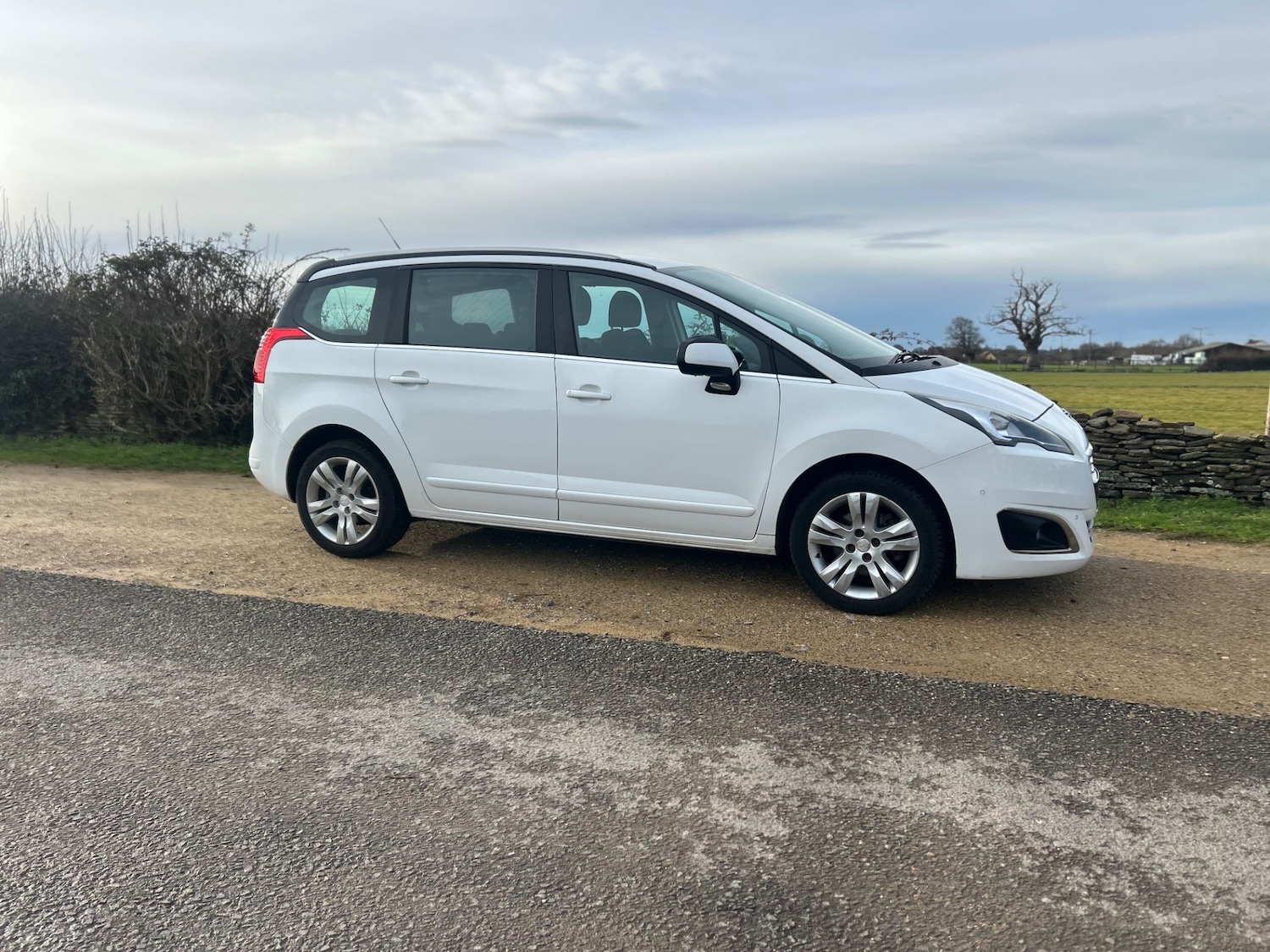 Used Peugeot 5008 2016 for sale - 77414490: Photo 19