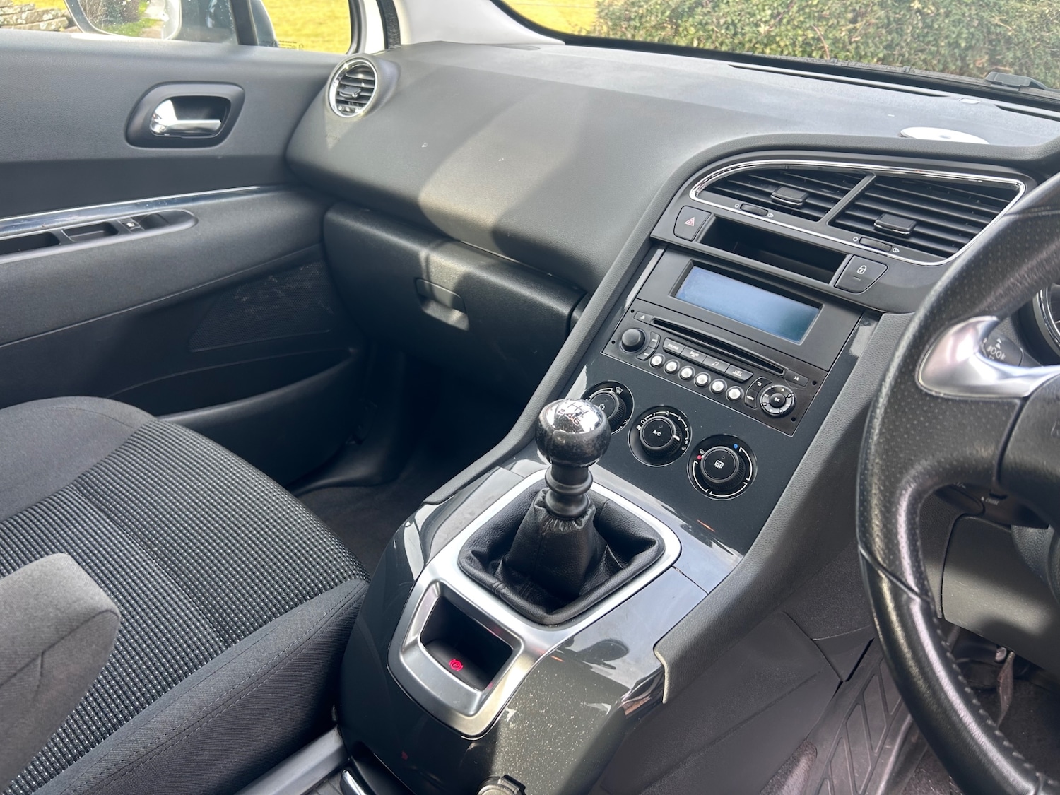 Used Peugeot 5008 2016 for sale - 77414490: Photo 32