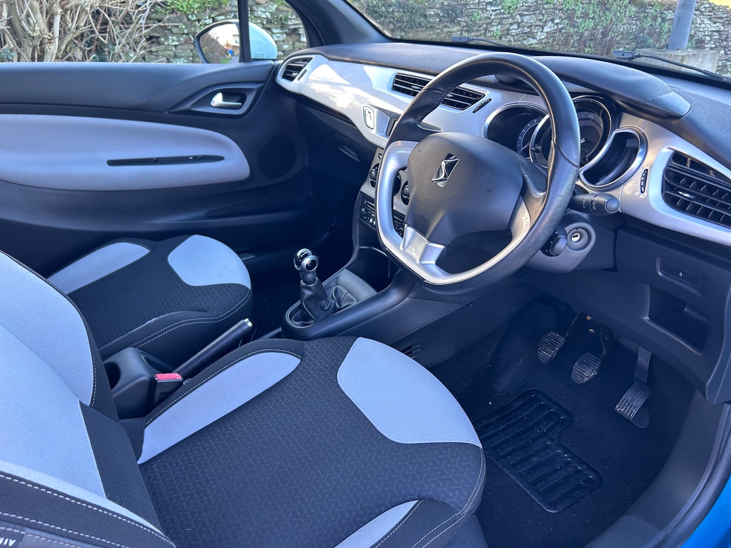 Used Citroen DS3 2014 for sale - 77415423: Photo 24