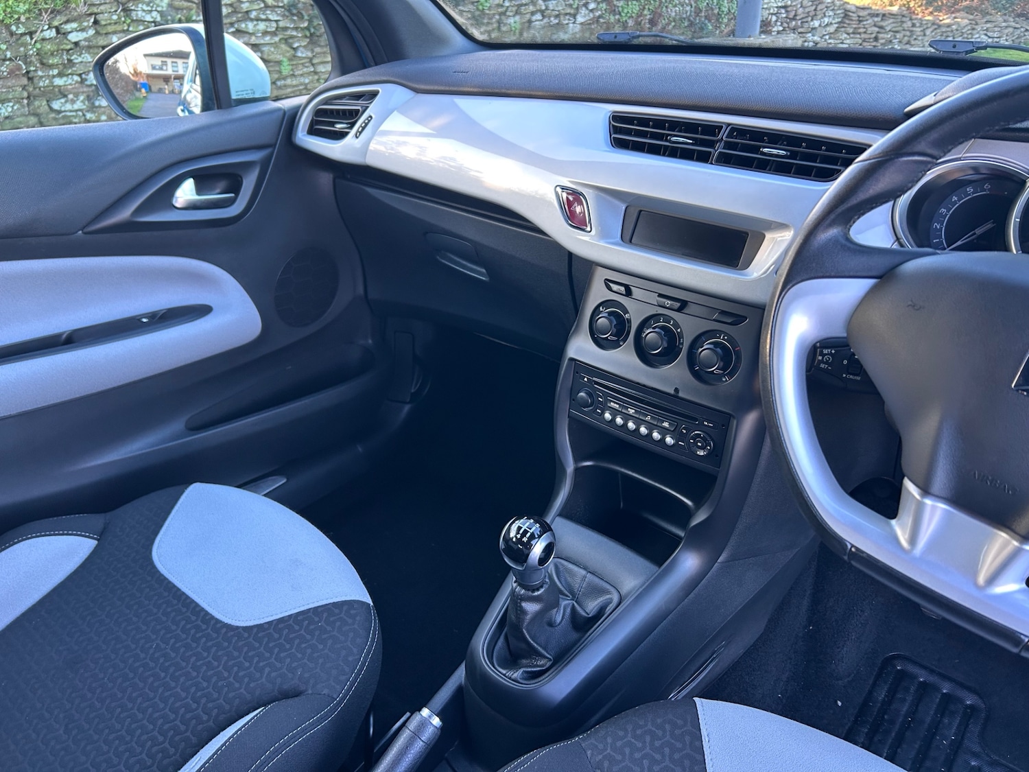 Used Citroen DS3 2014 for sale - 77415423: Photo 27