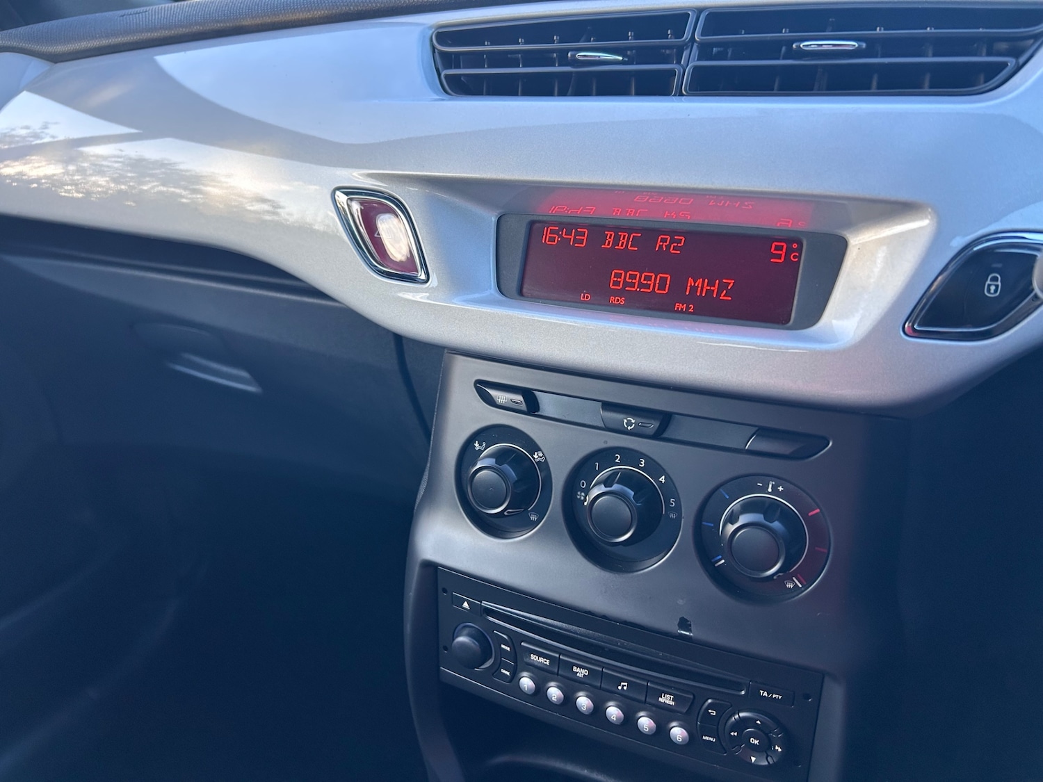 Used Citroen DS3 2014 for sale - 77415423: Photo 32