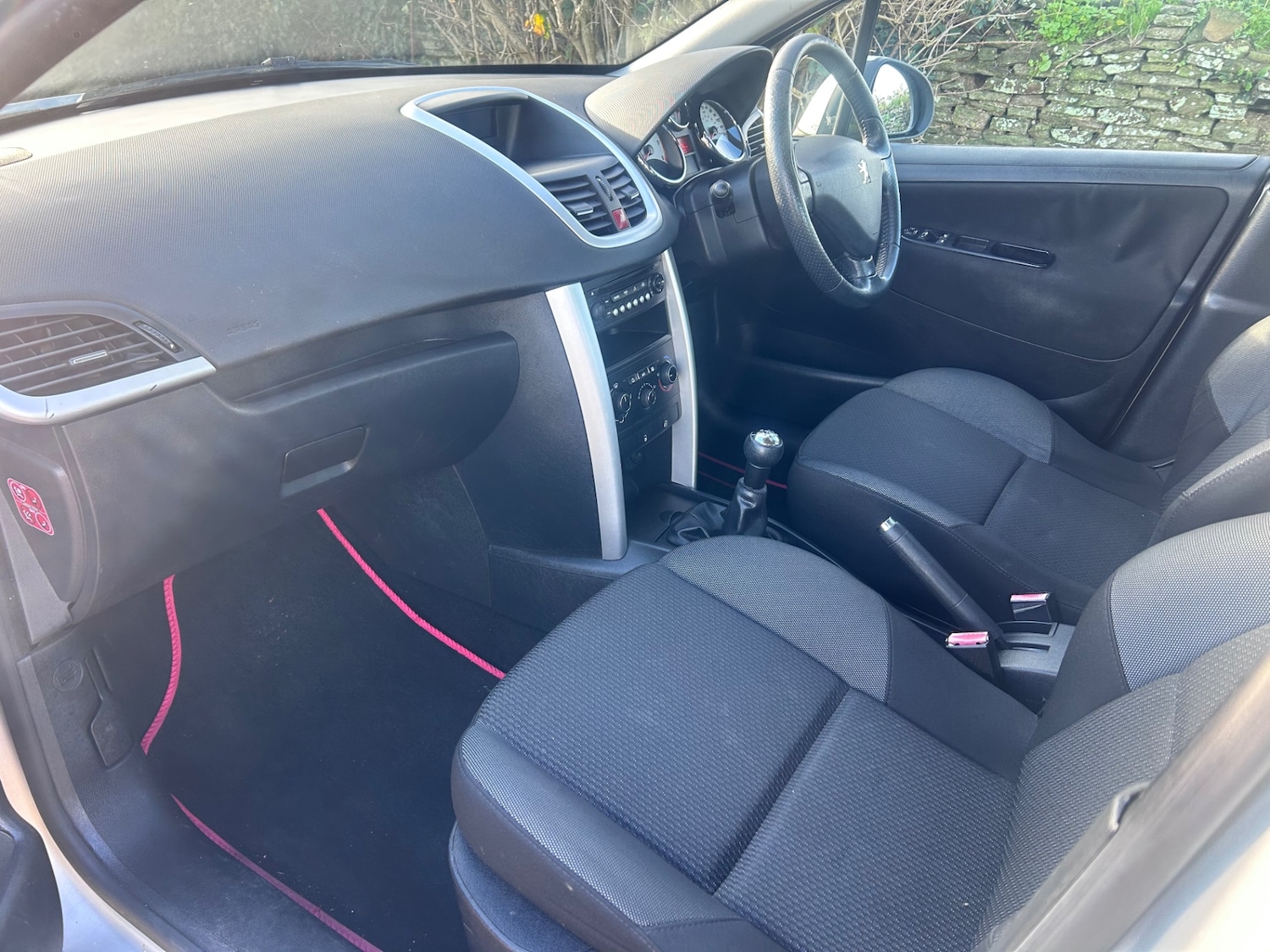 Used Peugeot 207 2012 for sale - 77414962: Photo 10