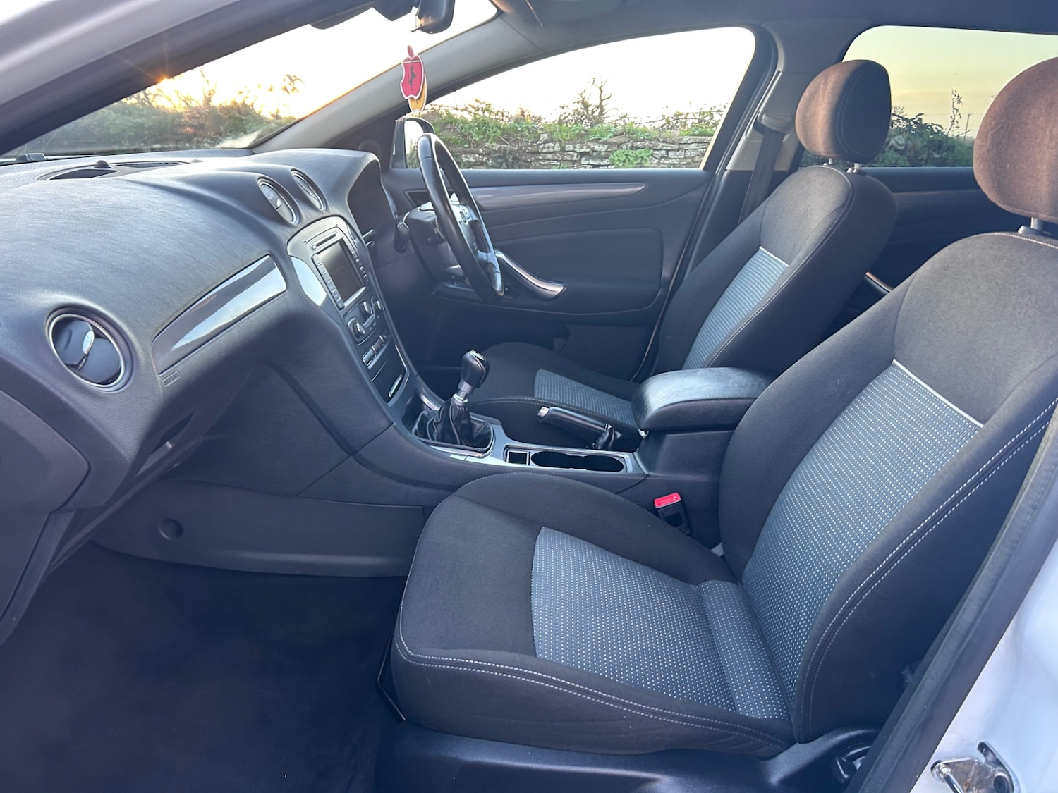 Used Ford Mondeo 2014 for sale - 77415030: Photo 17