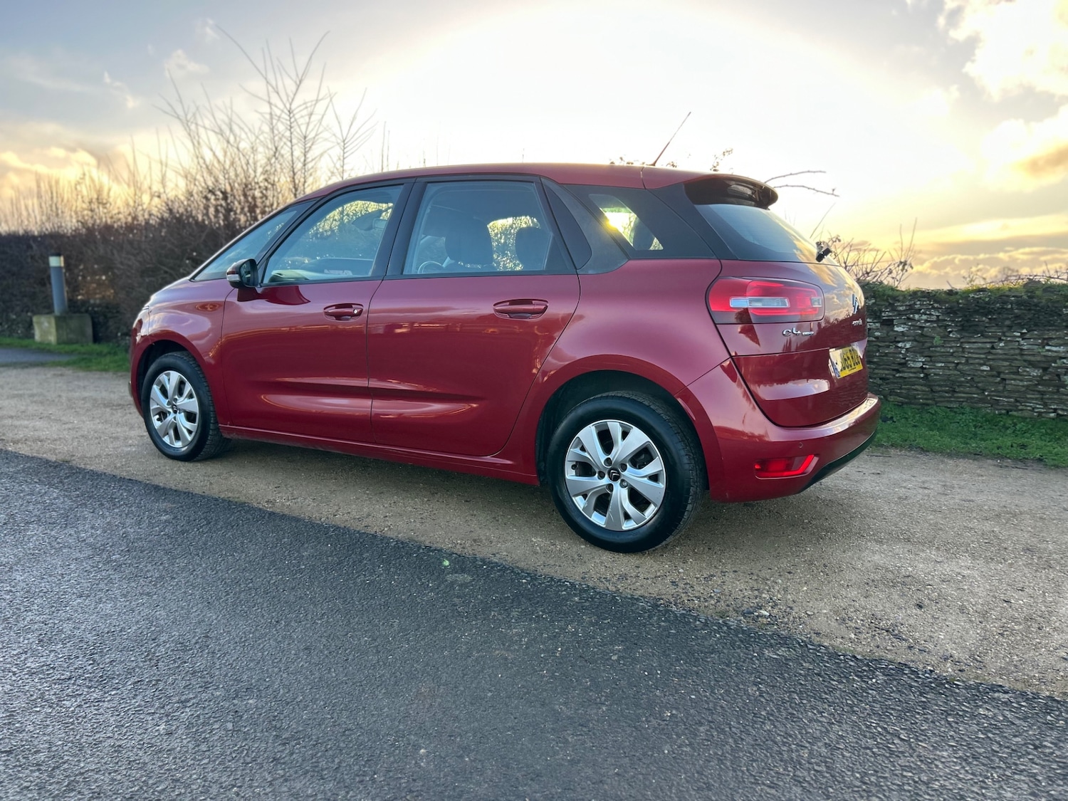 Used Citroen C4 Picasso 2015 for sale - 77414190: Photo 5