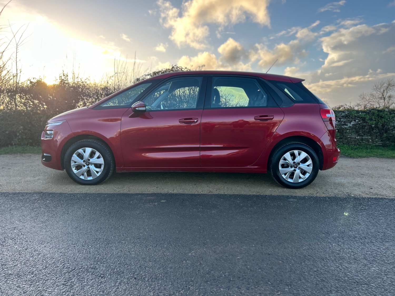 Used Citroen C4 Picasso 2015 for sale - 77414190: Photo 6