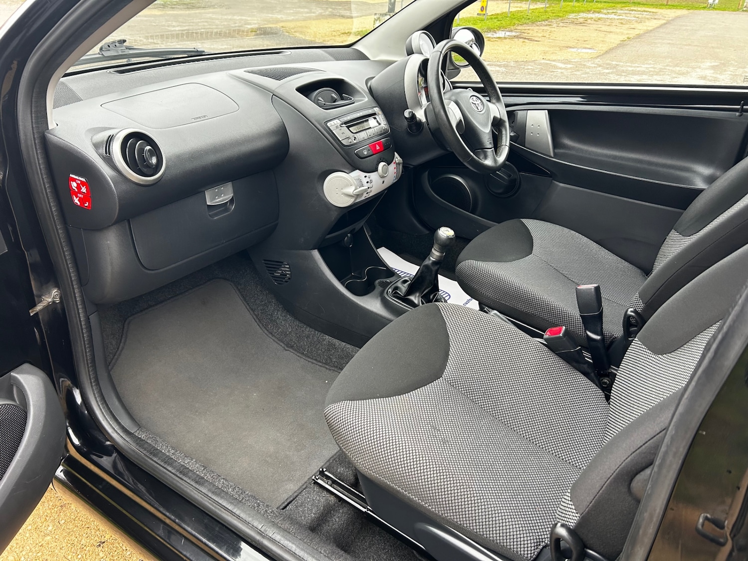 Used Toyota AYGO 2013 for sale - 77409754: Photo 20