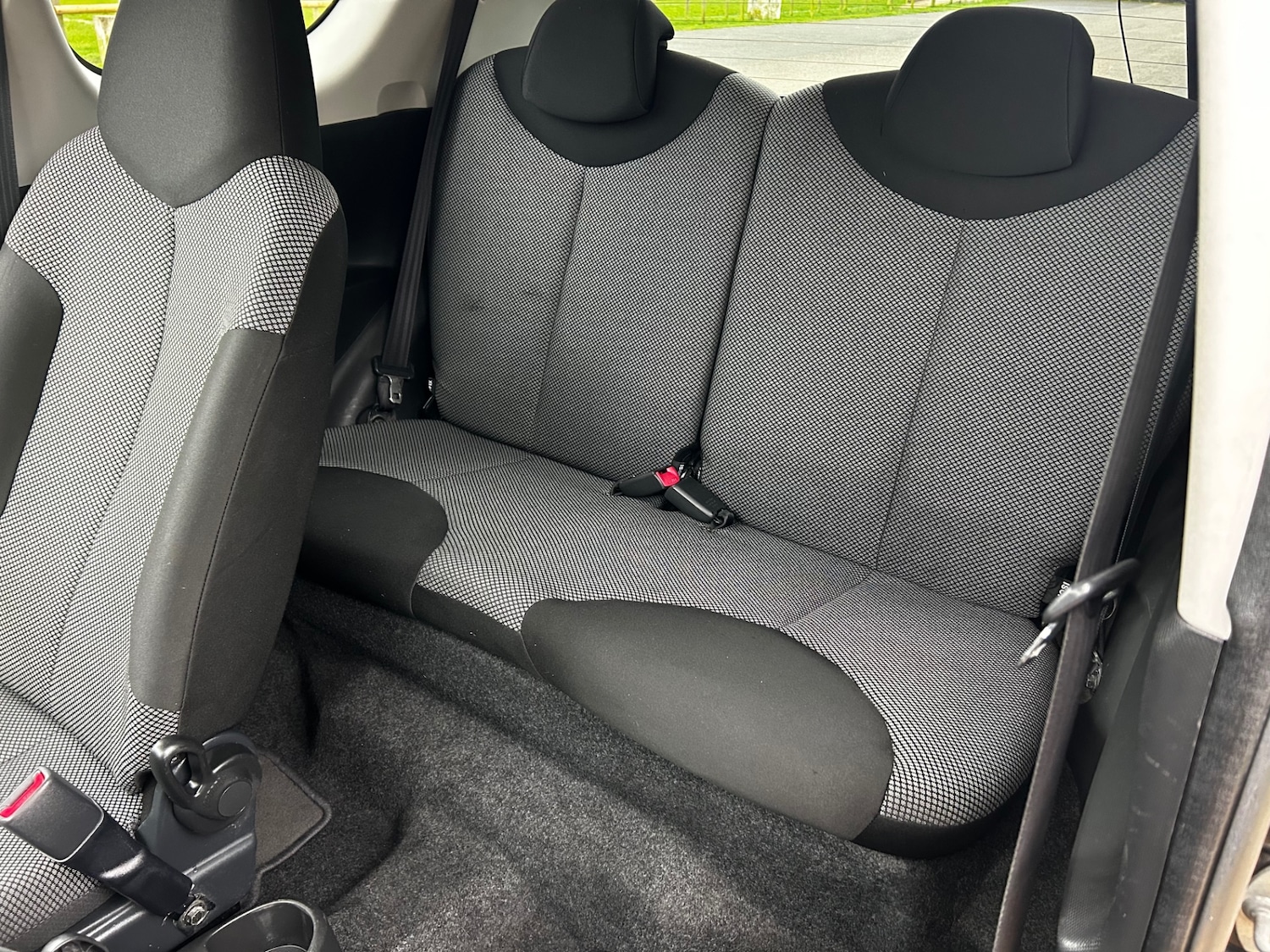 Used Toyota AYGO 2013 for sale - 77409754: Photo 22