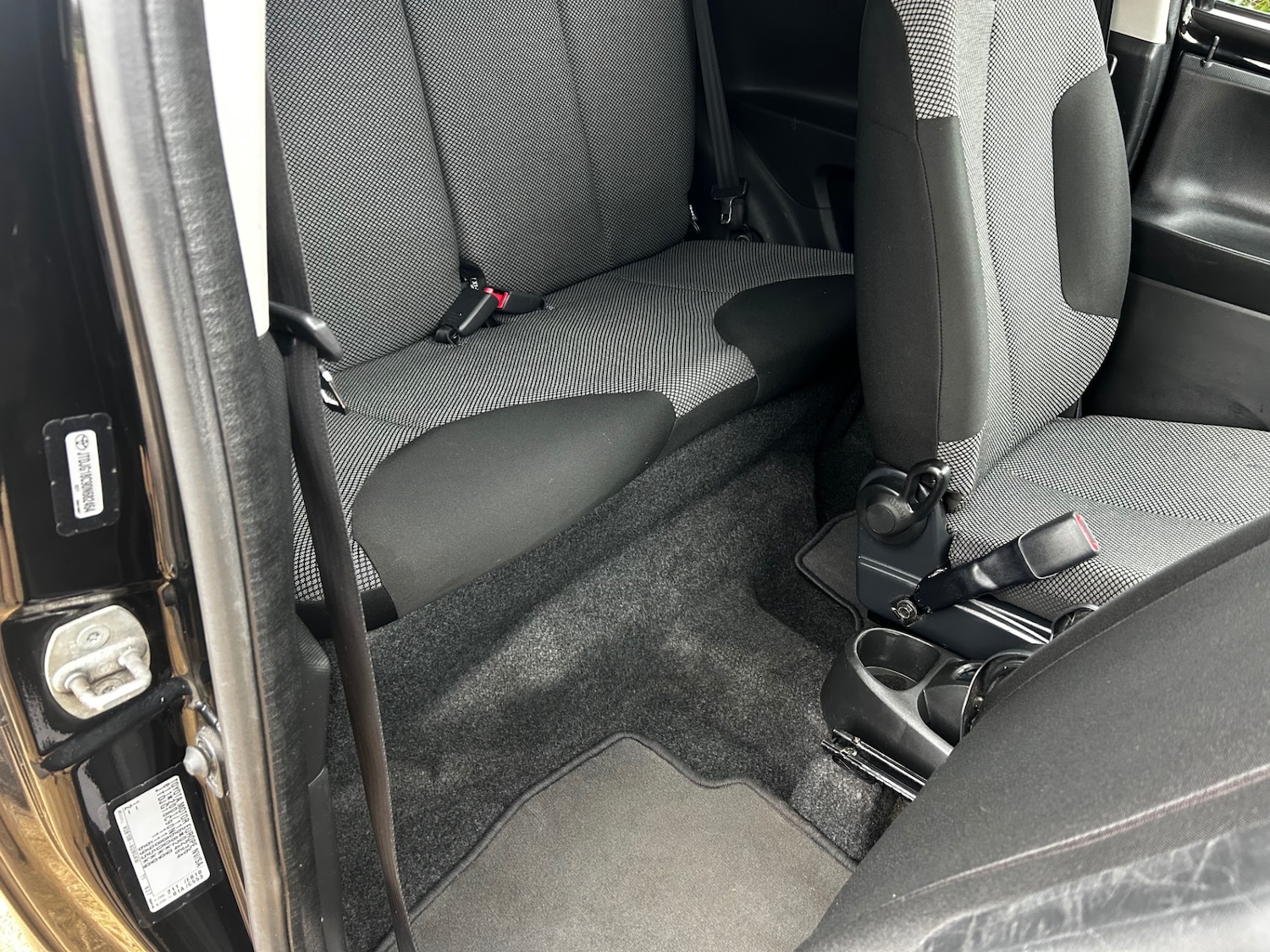 Used Toyota AYGO 2013 for sale - 77409754: Photo 25