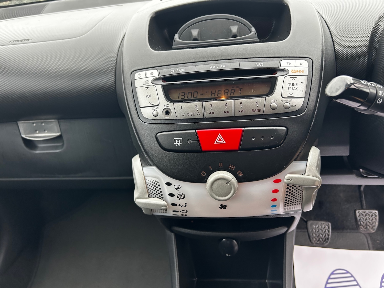 Used Toyota AYGO 2013 for sale - 77409754: Photo 28