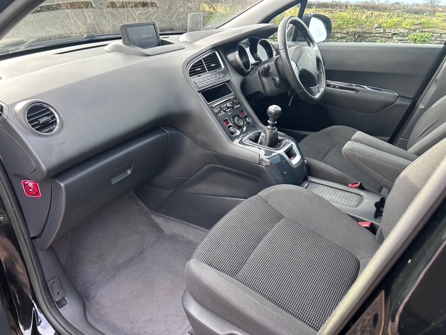 Used Peugeot 5008 2014 for sale - 77414234: Photo 11