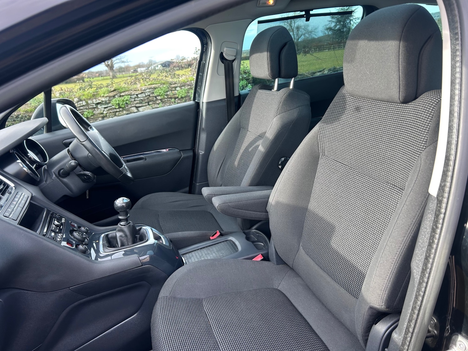 Used Peugeot 5008 2014 for sale - 77414234: Photo 15