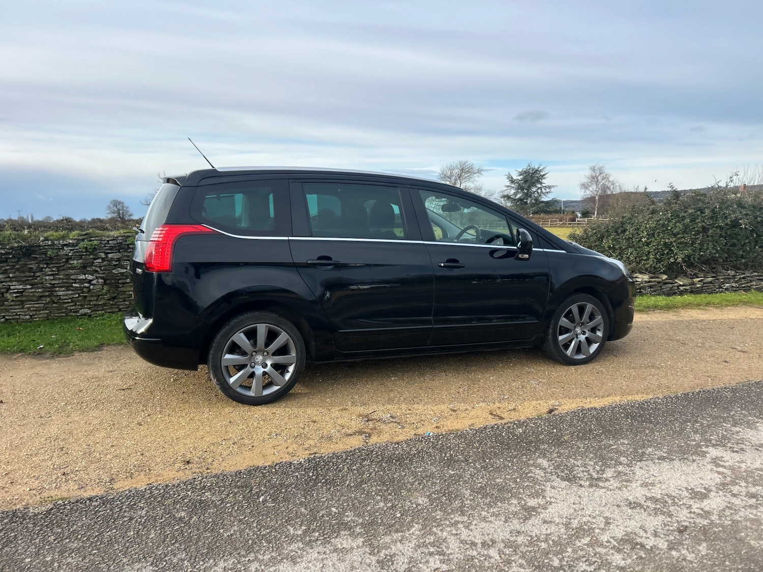 Used Peugeot 5008 2014 for sale - 77414234: Photo 21