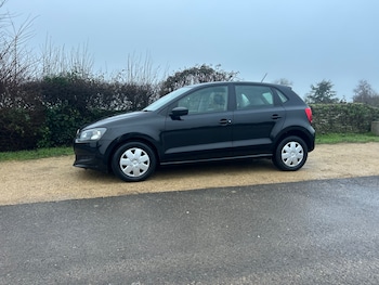 Used Volkswagen Polo 2013 for sale - 77409824: Photo
