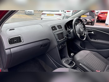 Used Volkswagen Polo 2017 for sale - 78261607: Photo