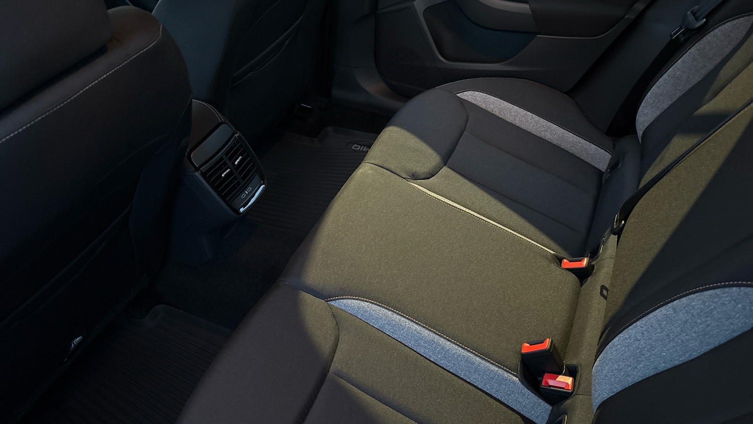 Used Skoda Kamiq 2025 for sale - 77172924: Photo 32