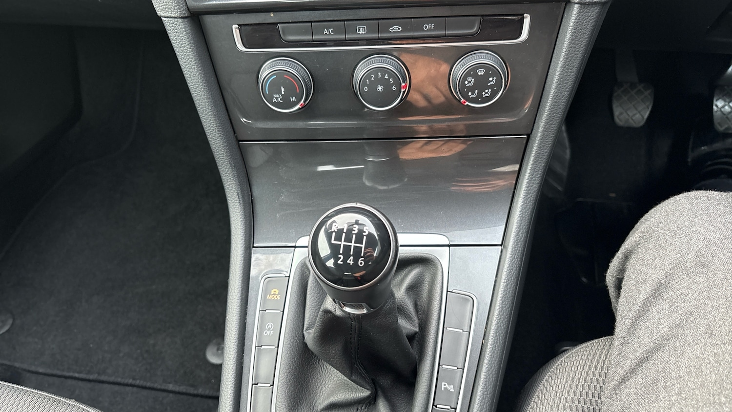 Used Volkswagen Golf 2019 for sale - 77321170: Photo 34