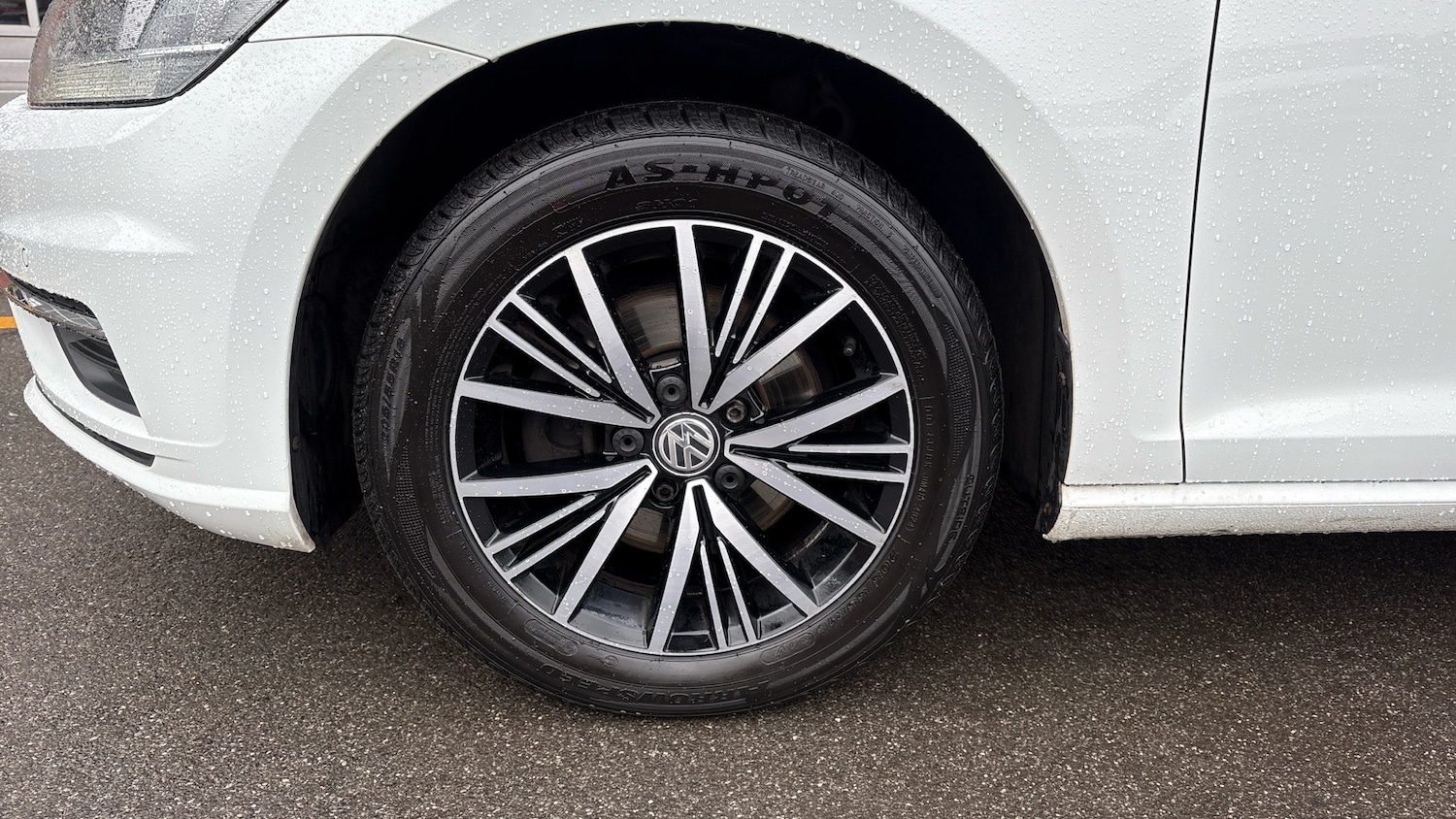 Used Volkswagen Golf 2019 for sale - 77321170: Photo 53