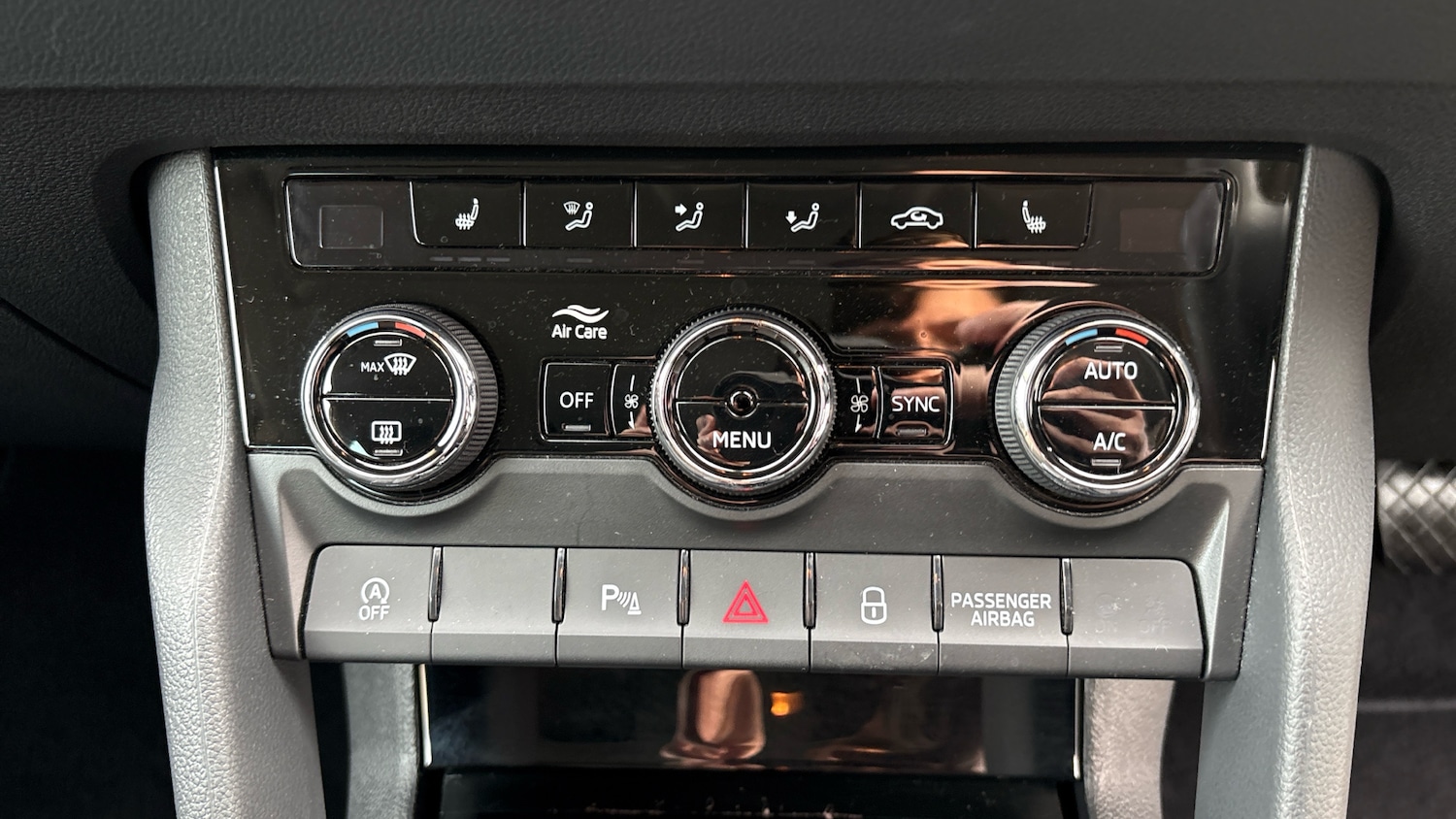 Used Skoda Karoq 2024 for sale - 77988934: Photo 13