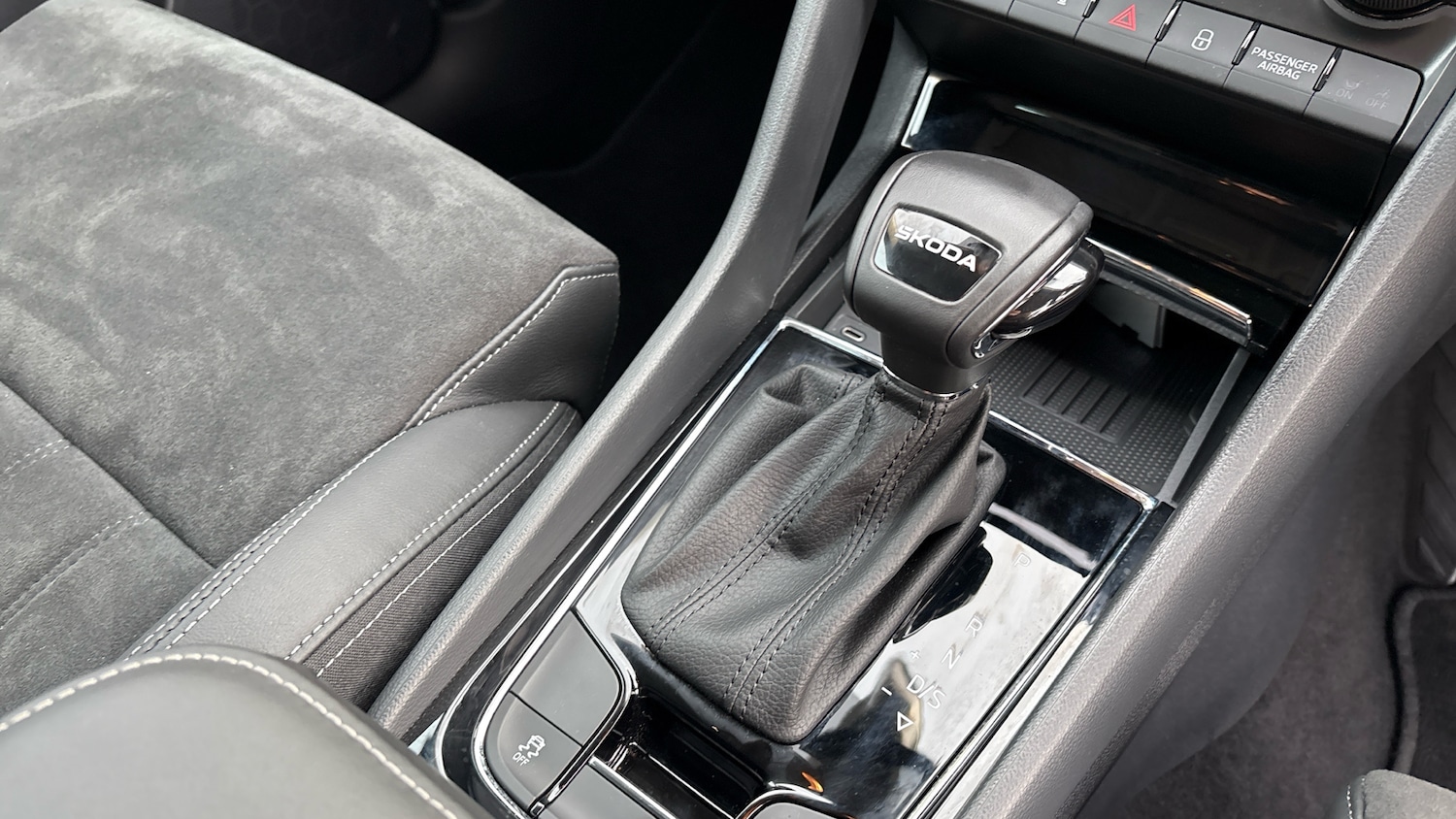 Used Skoda Karoq 2024 for sale - 77988934: Photo 14