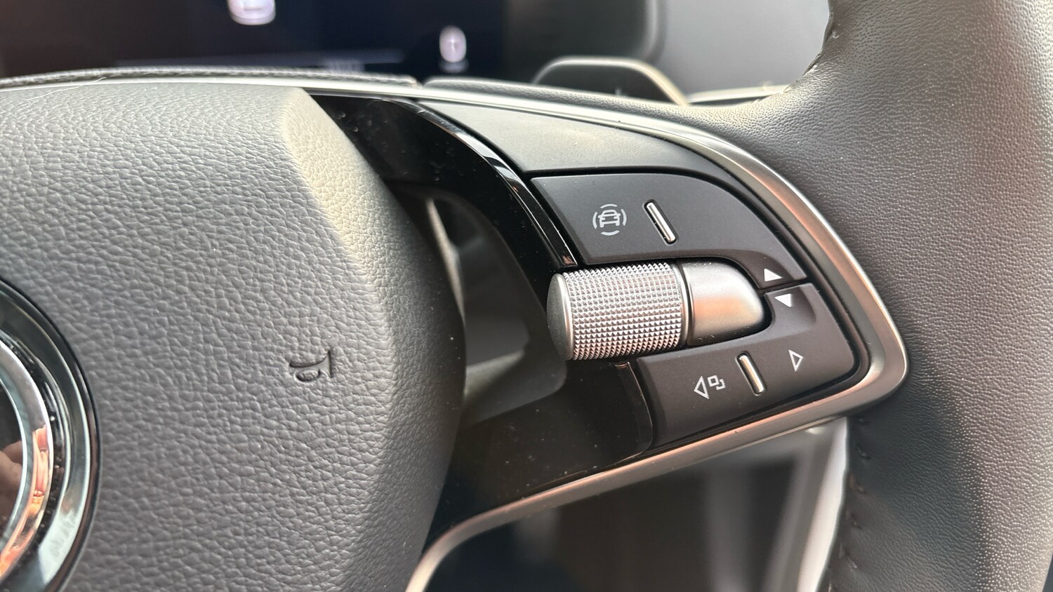 Used Skoda Karoq 2024 for sale - 77988934: Photo 18