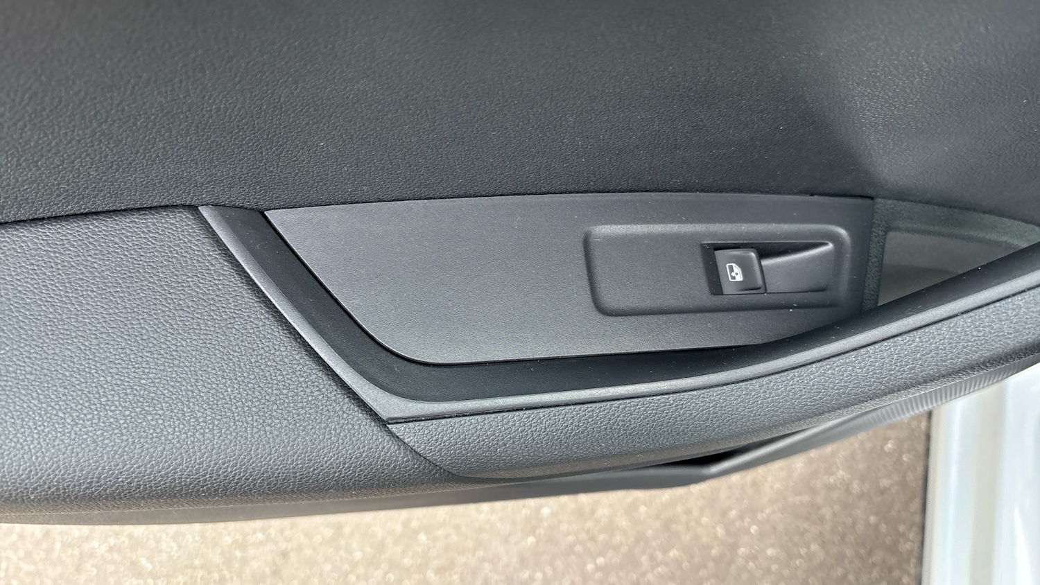 Used Skoda Karoq 2024 for sale - 77988934: Photo 33