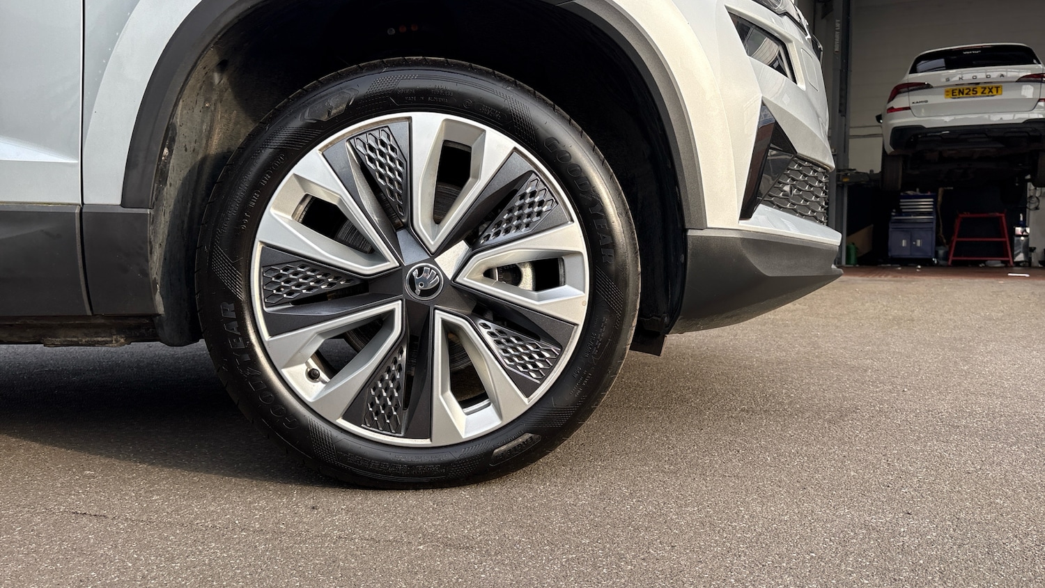 Used Skoda Karoq 2024 for sale - 77988934: Photo 5