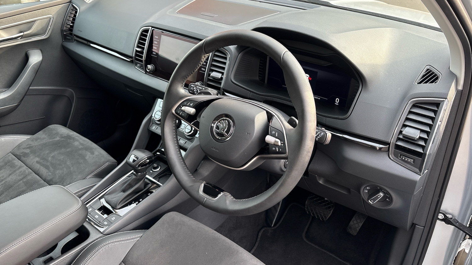 Used Skoda Karoq 2024 for sale - 77988934: Photo 6