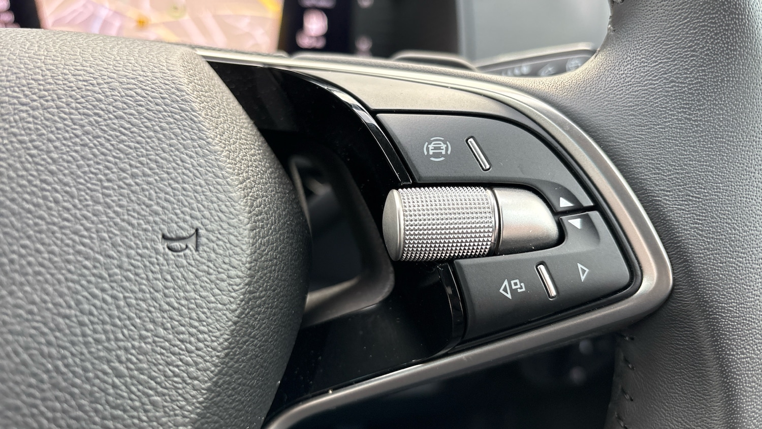 Used Skoda Karoq 2024 for sale - 77271299: Photo 18