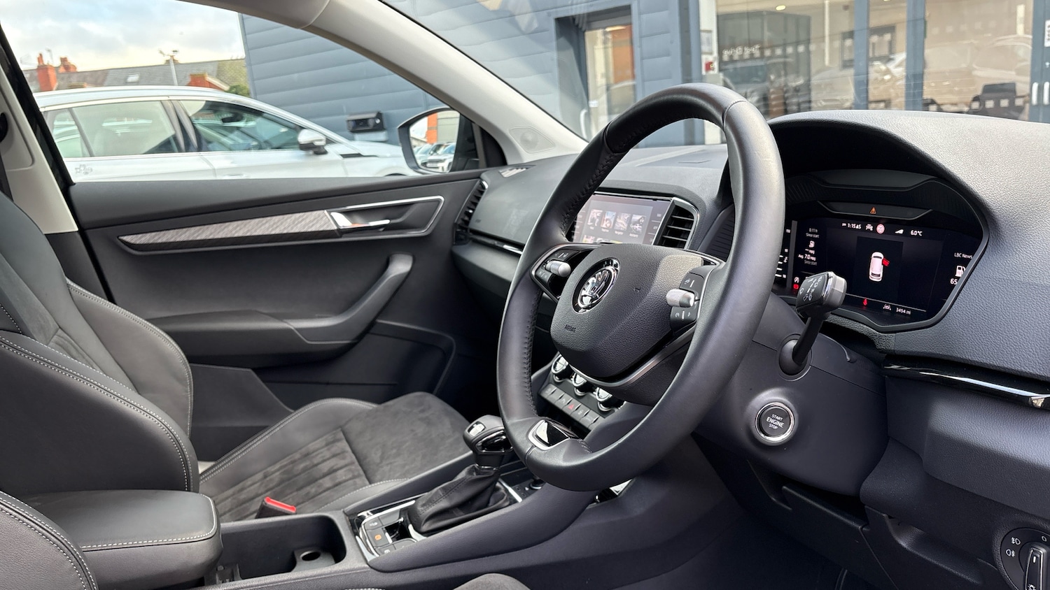 Used Skoda Karoq 2024 for sale - 77271299: Photo 6