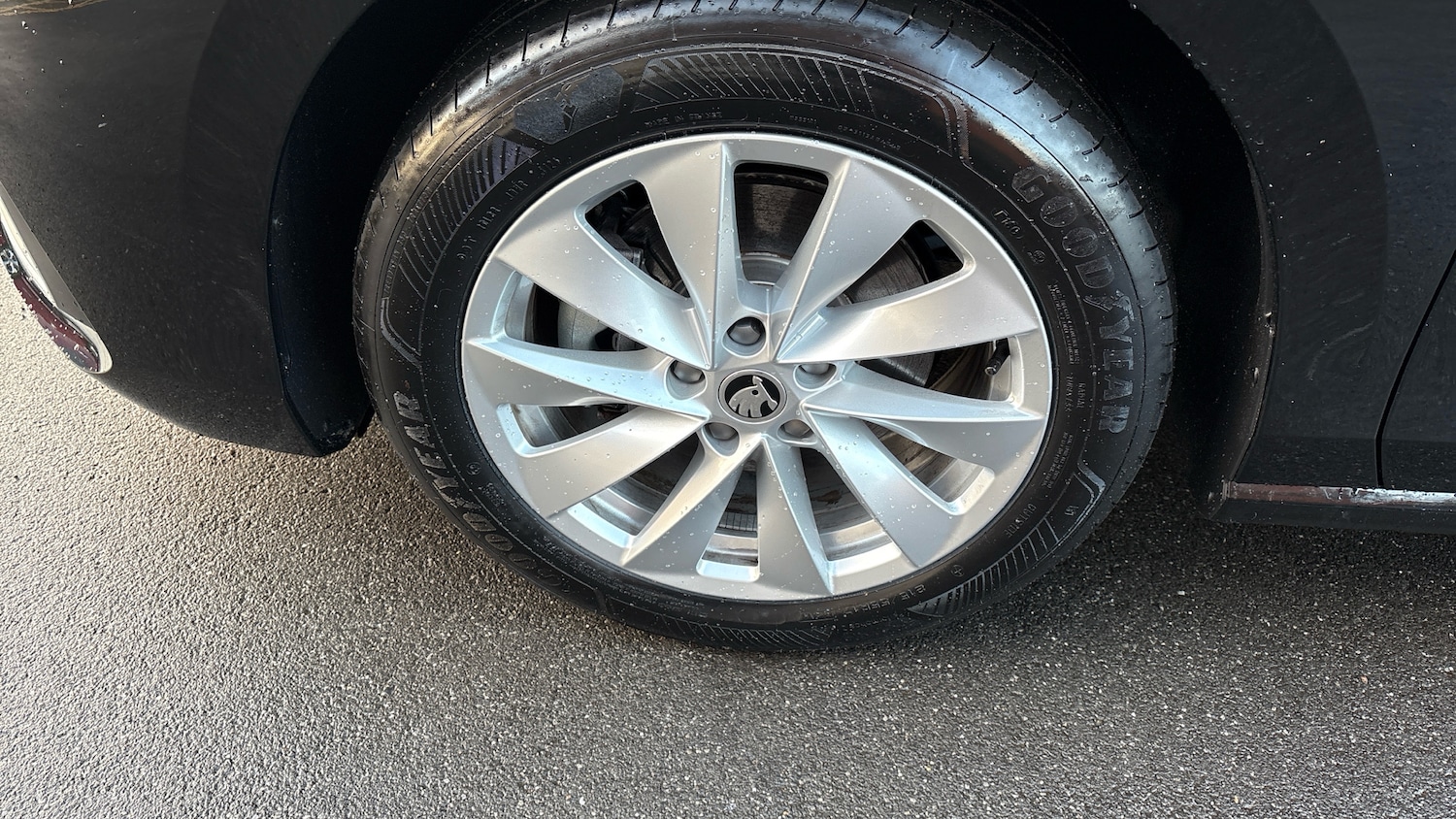 Used Skoda Superb 2024 for sale - 76437028: Photo 24