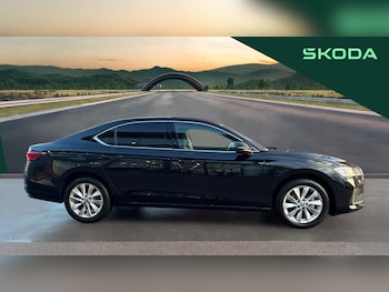 Used Skoda Superb 2024 for sale - 76437028: Photo