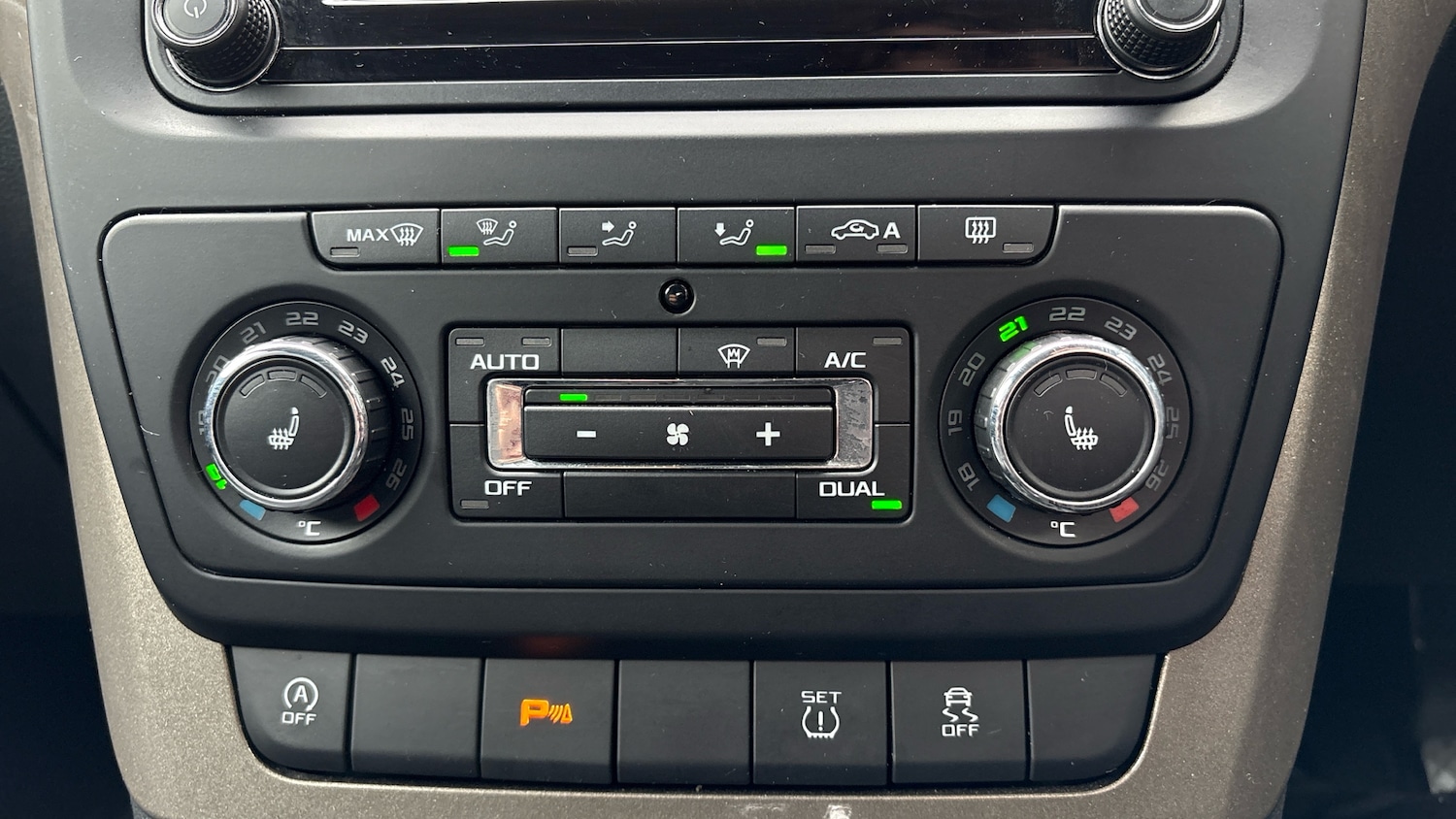 Used Skoda Yeti 2018 for sale - 77337470: Photo 13