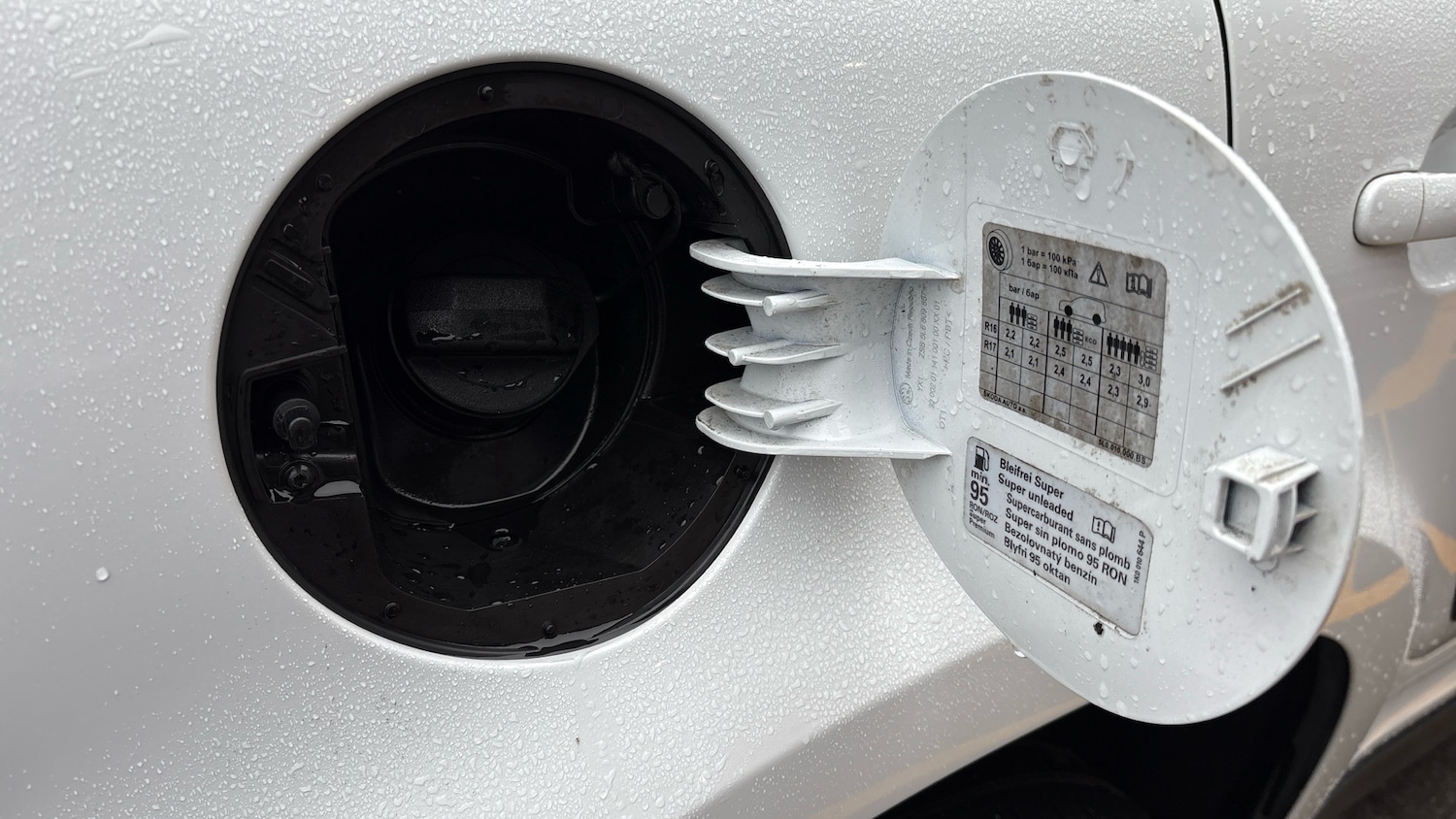 Used Skoda Yeti 2018 for sale - 77337470: Photo 29