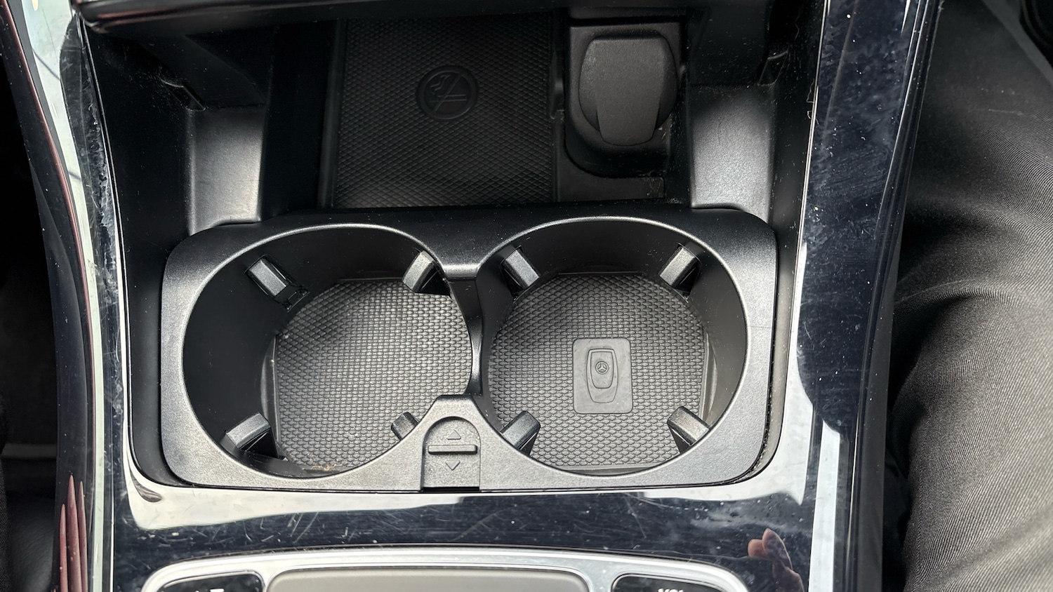 Used Mercedes-Benz EQC 2023 for sale - 77137514: Photo 40